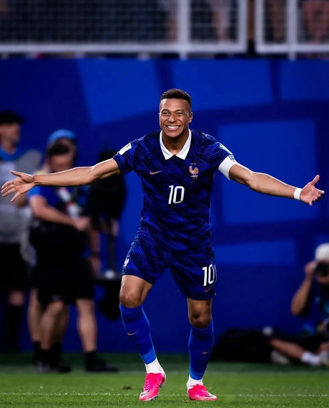 Mbapp&eacute;.jpg
